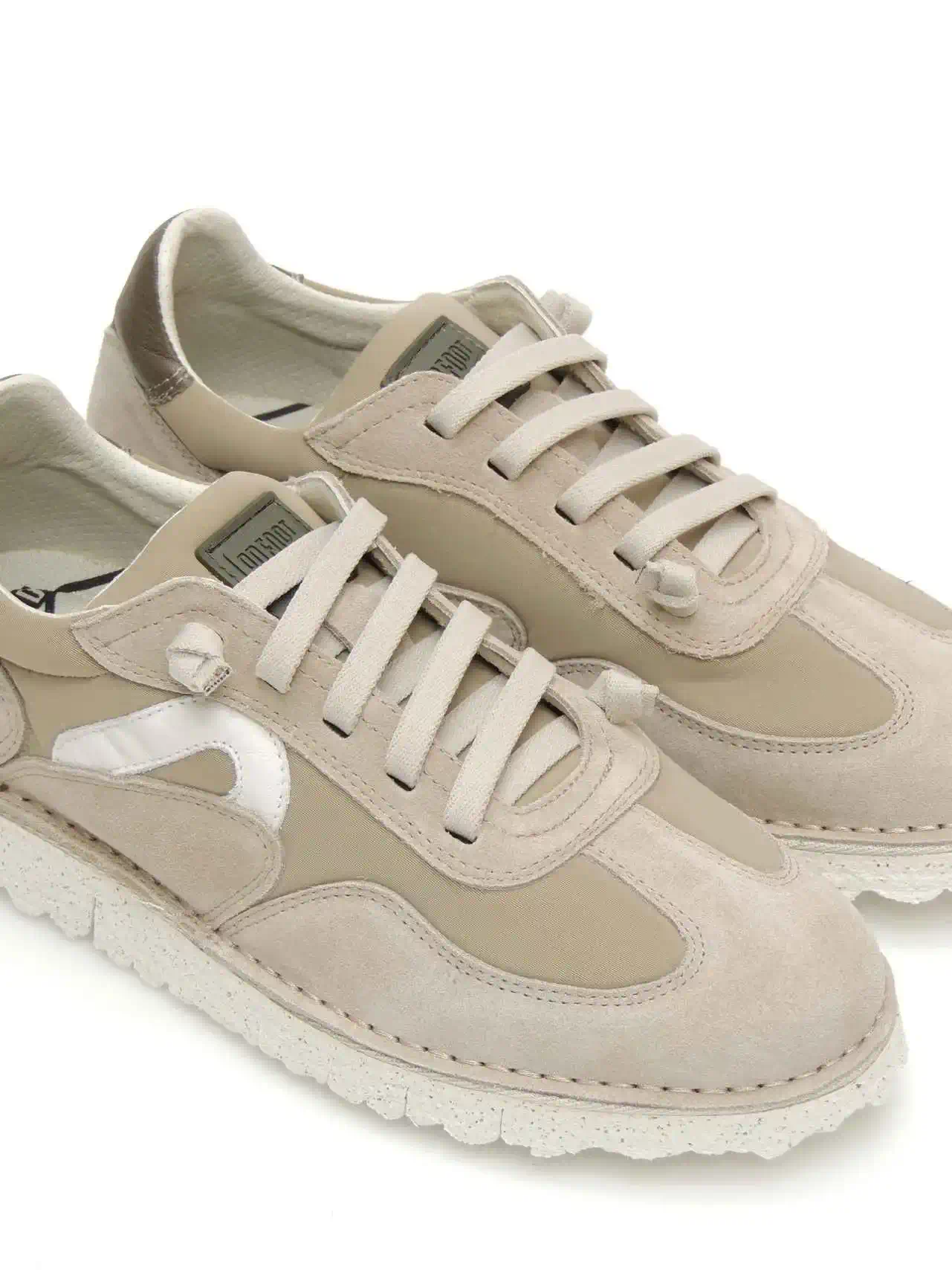 sneakers--onfoot-705-ante-taupe