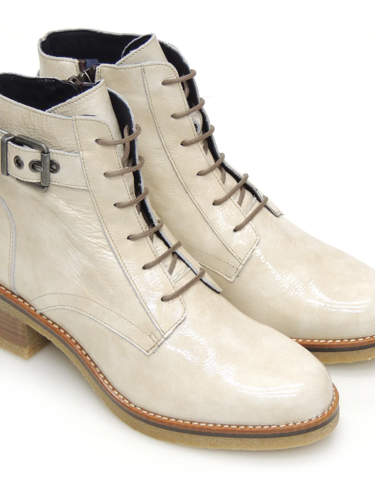 botines--dorking-d8686-na-charol-beige