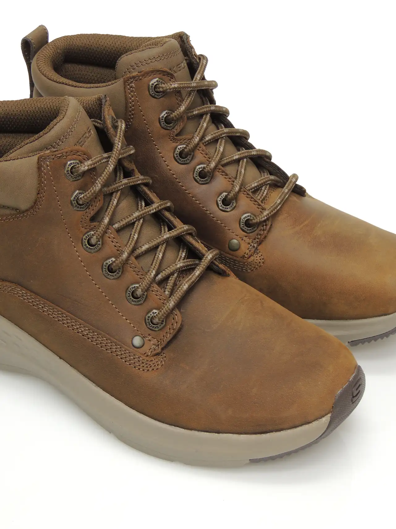 botas-montaÑa-skechers-205175-piel-marron