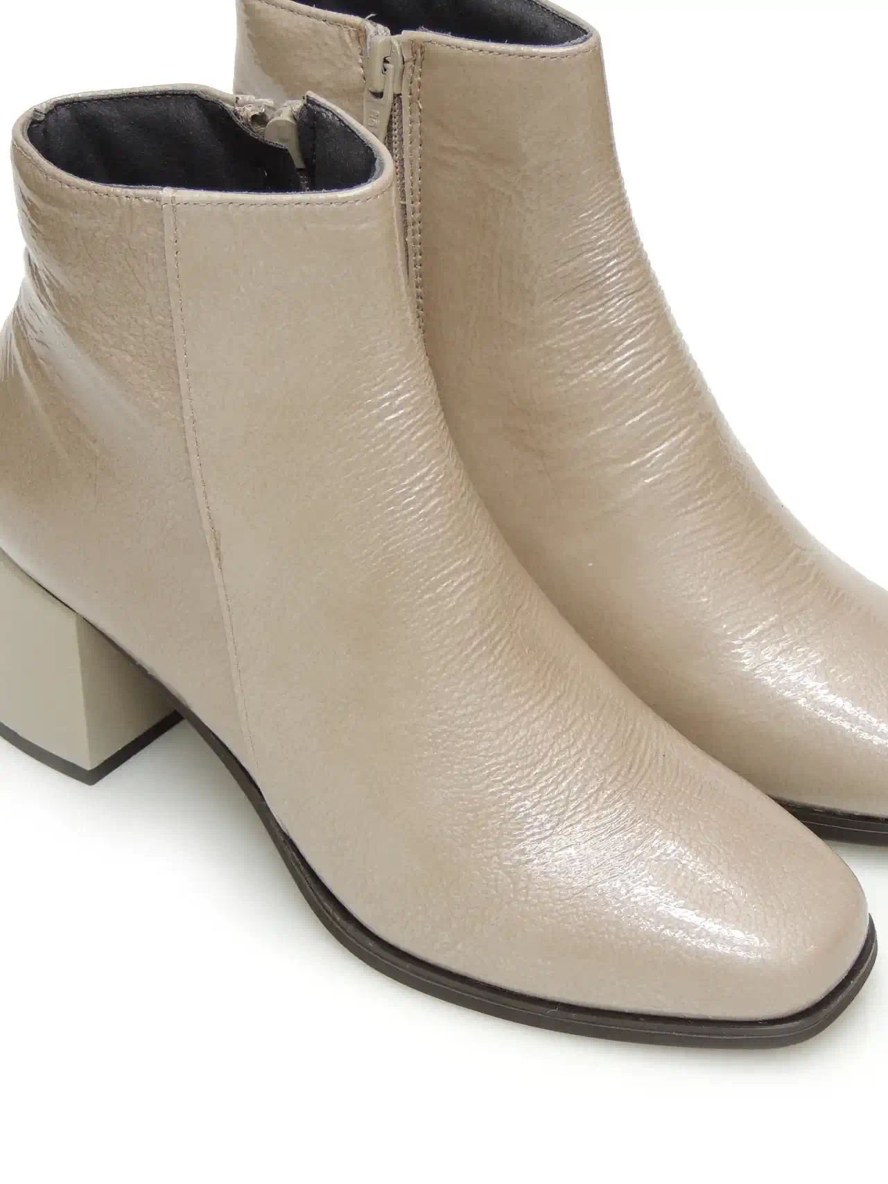 botines--pitillos-5405-charol-taupe