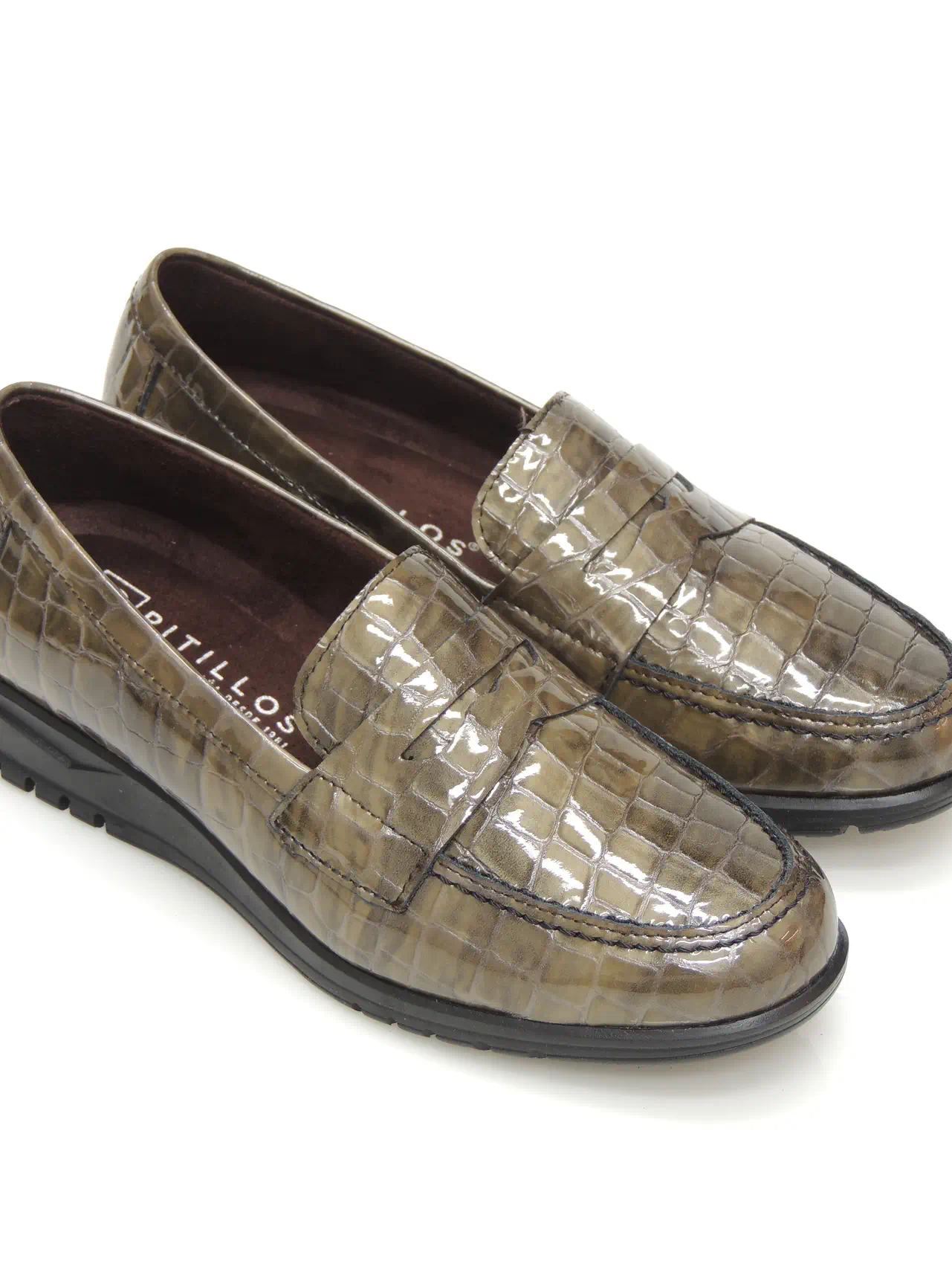 mocasines--pitillos-20000-charol-taupe