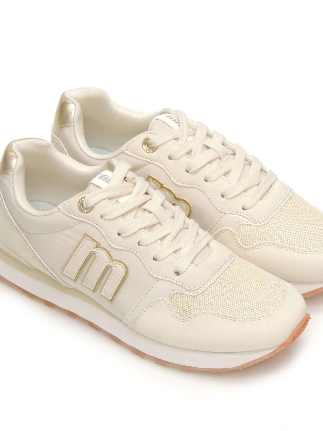 sneakers--mustang-69983-polipiel-hielo