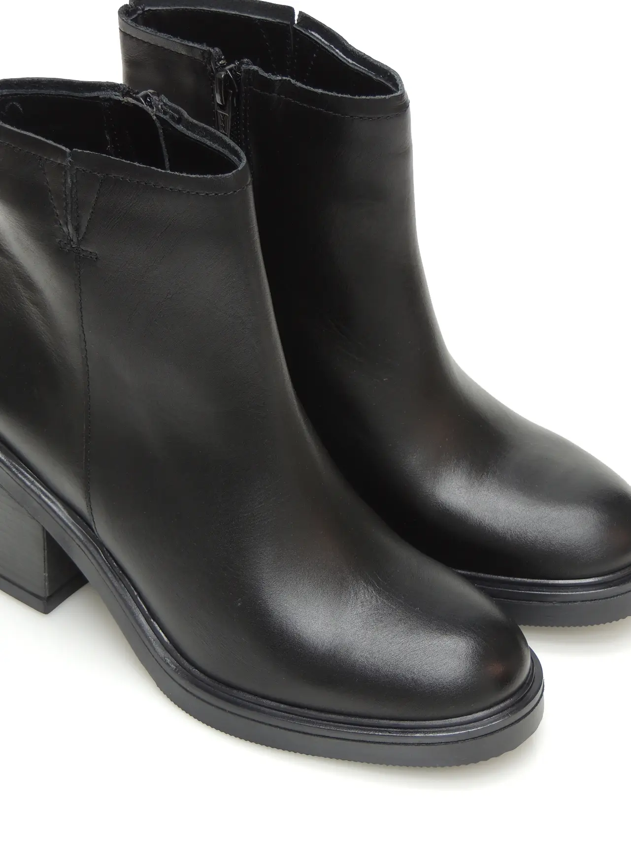 botines--yokono-mire-002-piel-negro