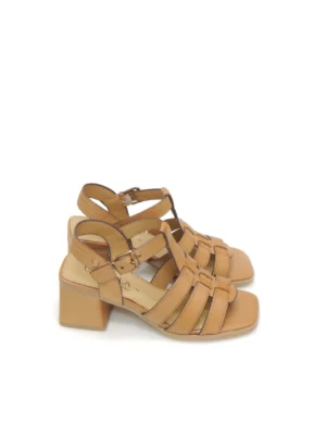 sandalias-romanas-carmela-161601-01-piel-camel