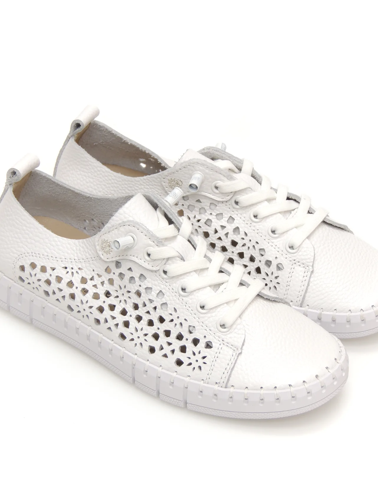 sneakers--yokono-flow-002-piel-blanco