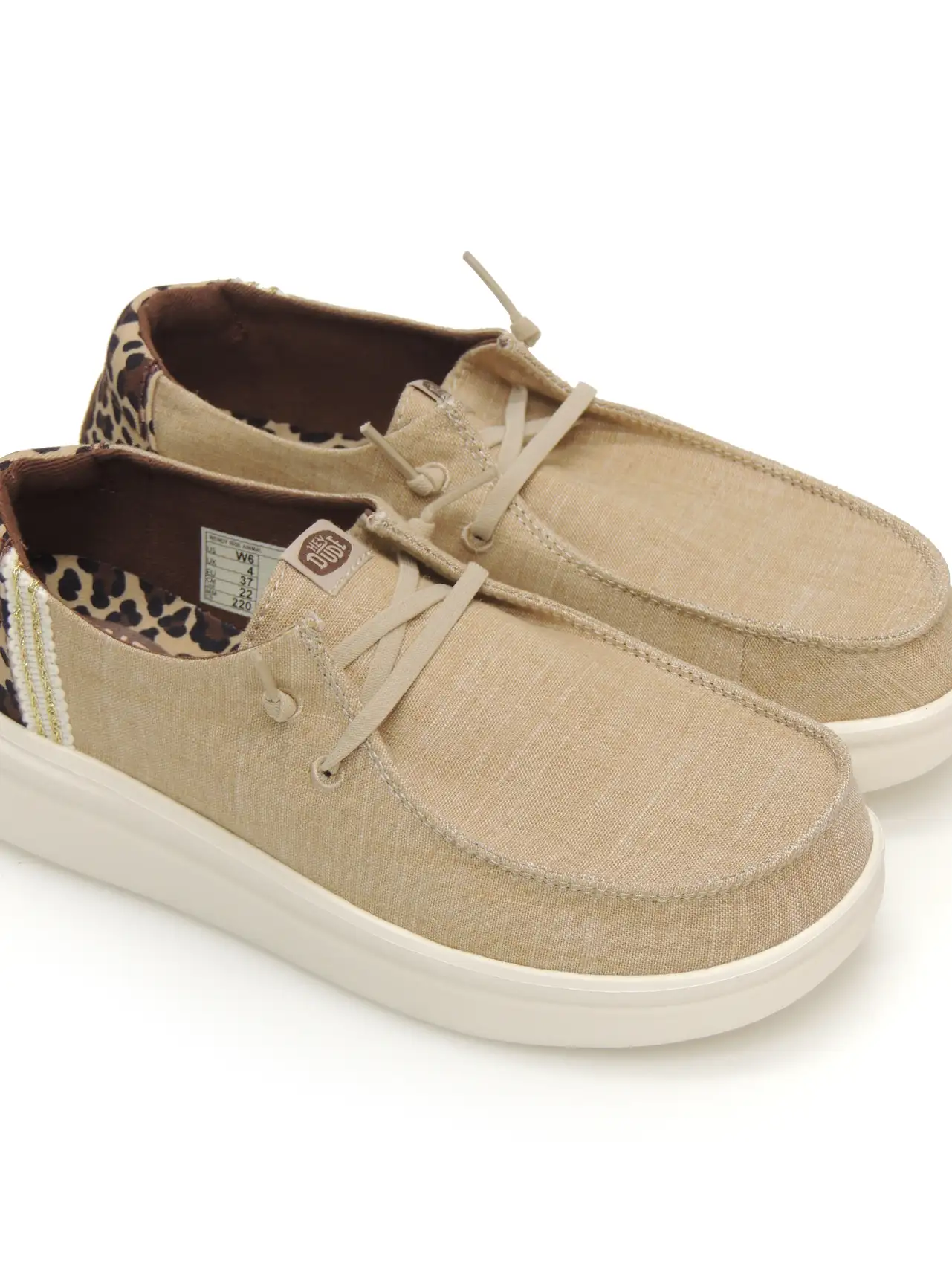 wallabee--dude-hd43780-lona-beige