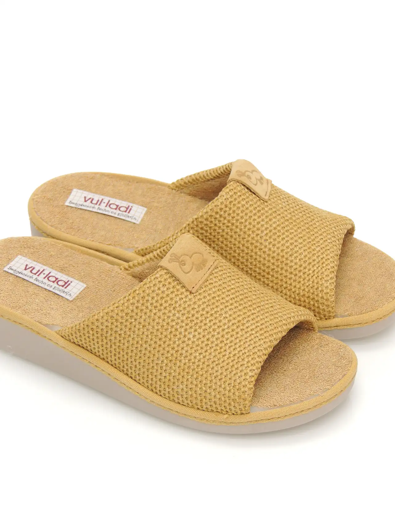 zapatillas-estar en casa-vulladi-8642-770-textil-mostaza