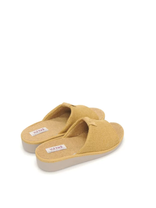 zapatillas-estar en casa-vulladi-8642-770-textil-mostaza