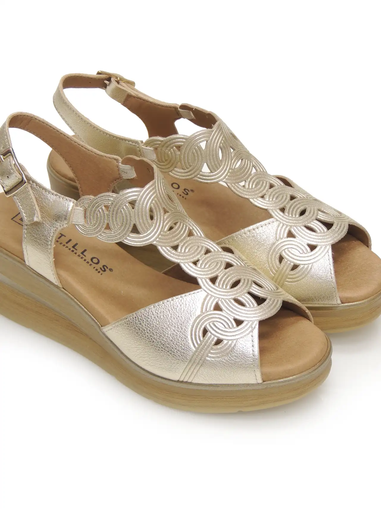 sandalias-plataforma-pitillos-10350-piel-oro
