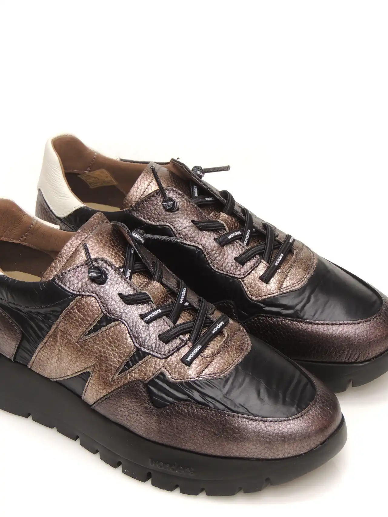 sneakers--wonders-a-2491-piel-negro
