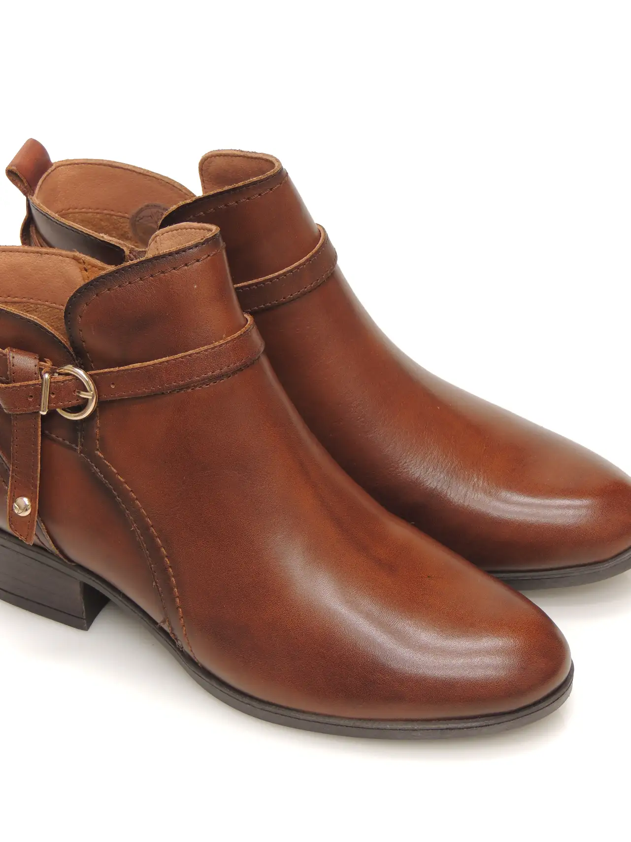 botines-camperos-pikolinos-w1u-8901c1-piel-cuero