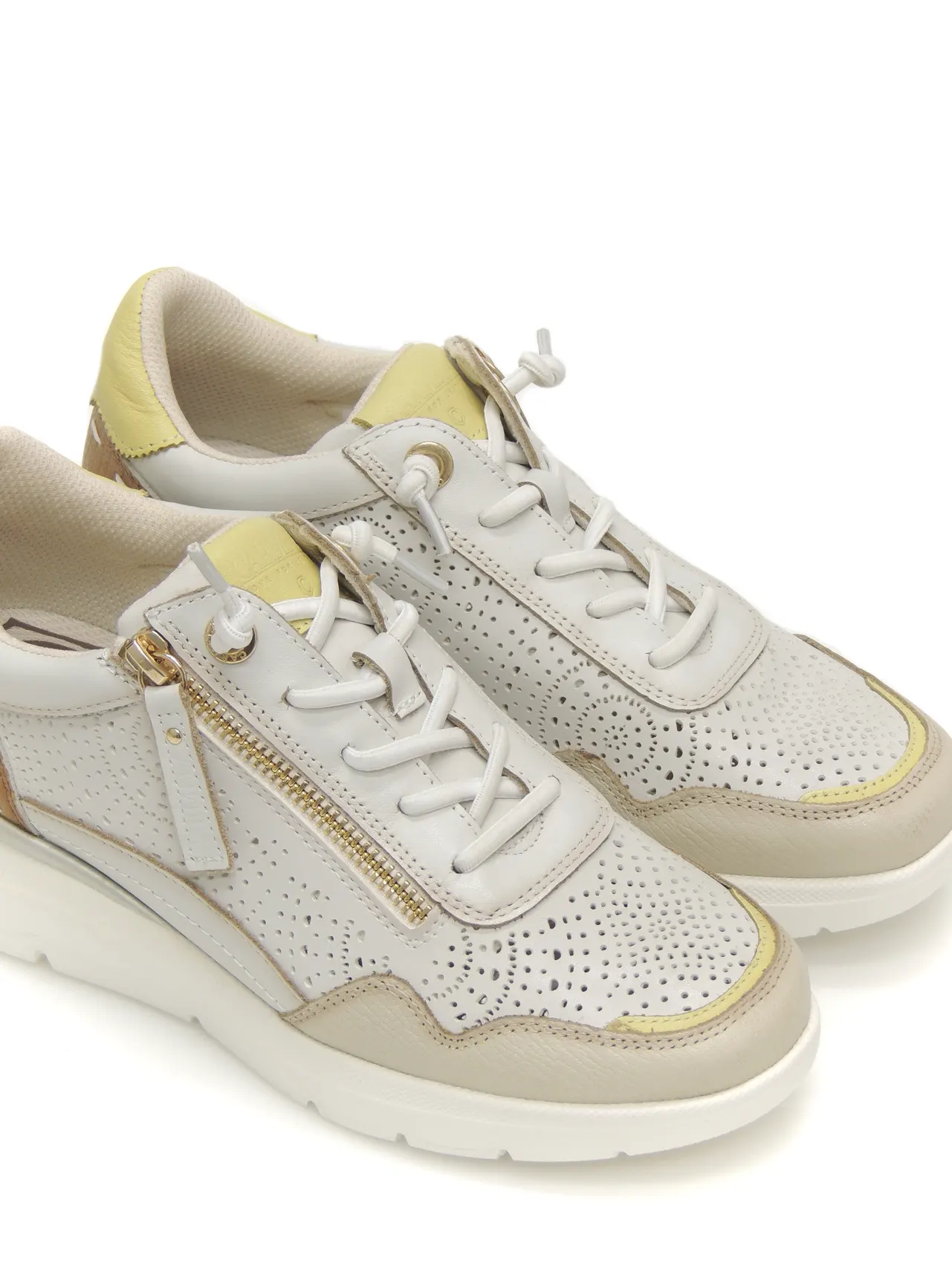 sneakers--carmela-162274-piel-hielo