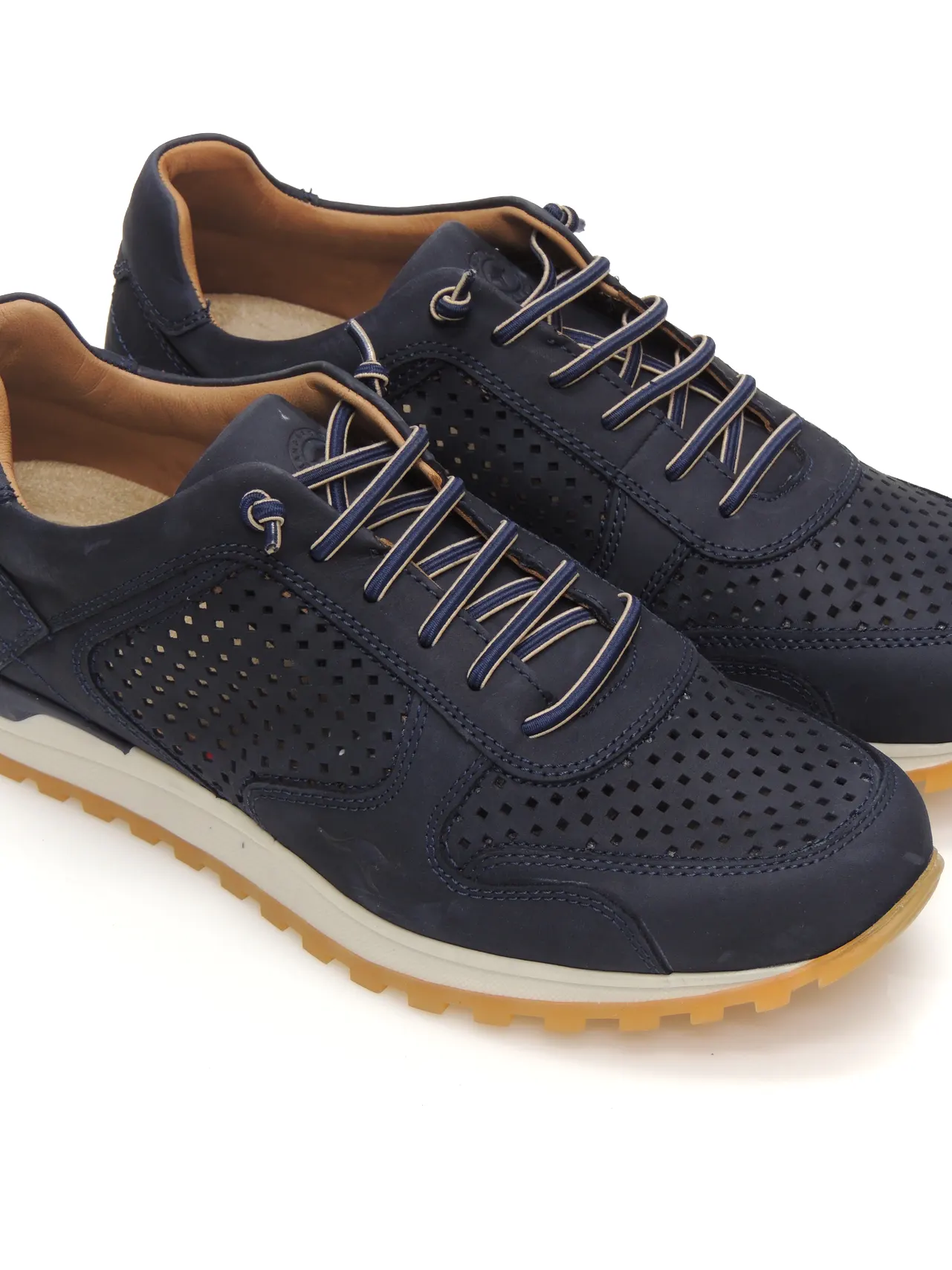 sneakers--kangaroos-846-piel-marino