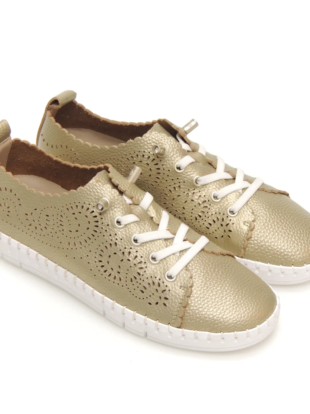 sneakers--yokono-flow-005-piel-platino