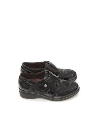 zapatos-de velcro-pitillos-10721-charol-negro
